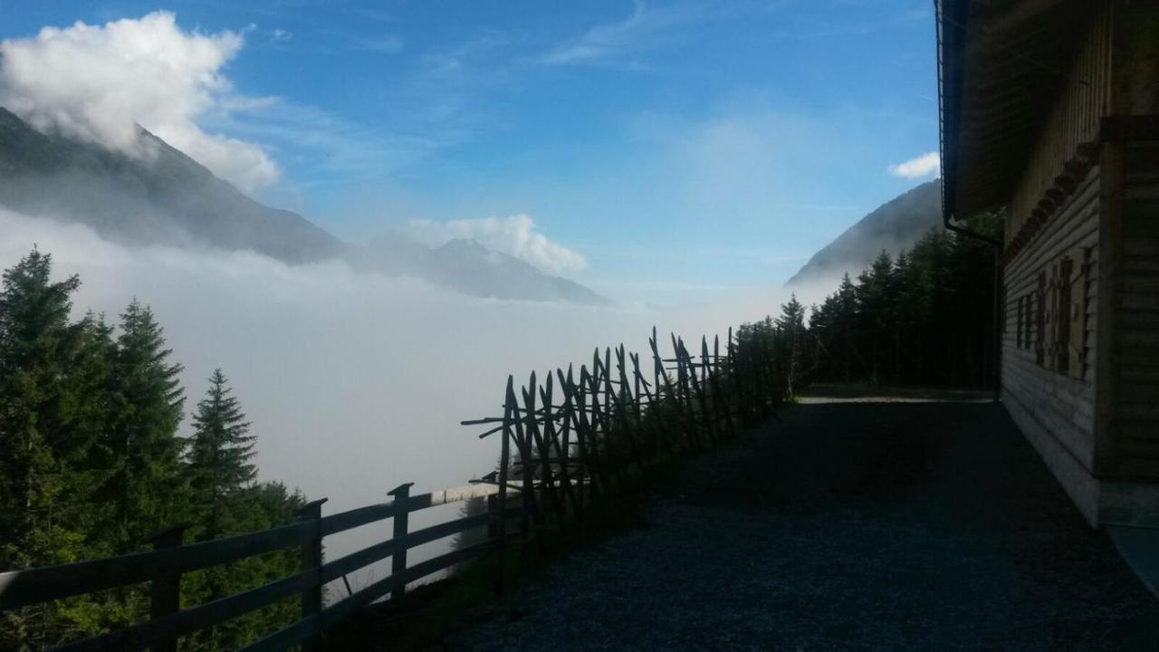 Apartment Jasmin Neustift im Stubaital Luaran gambar