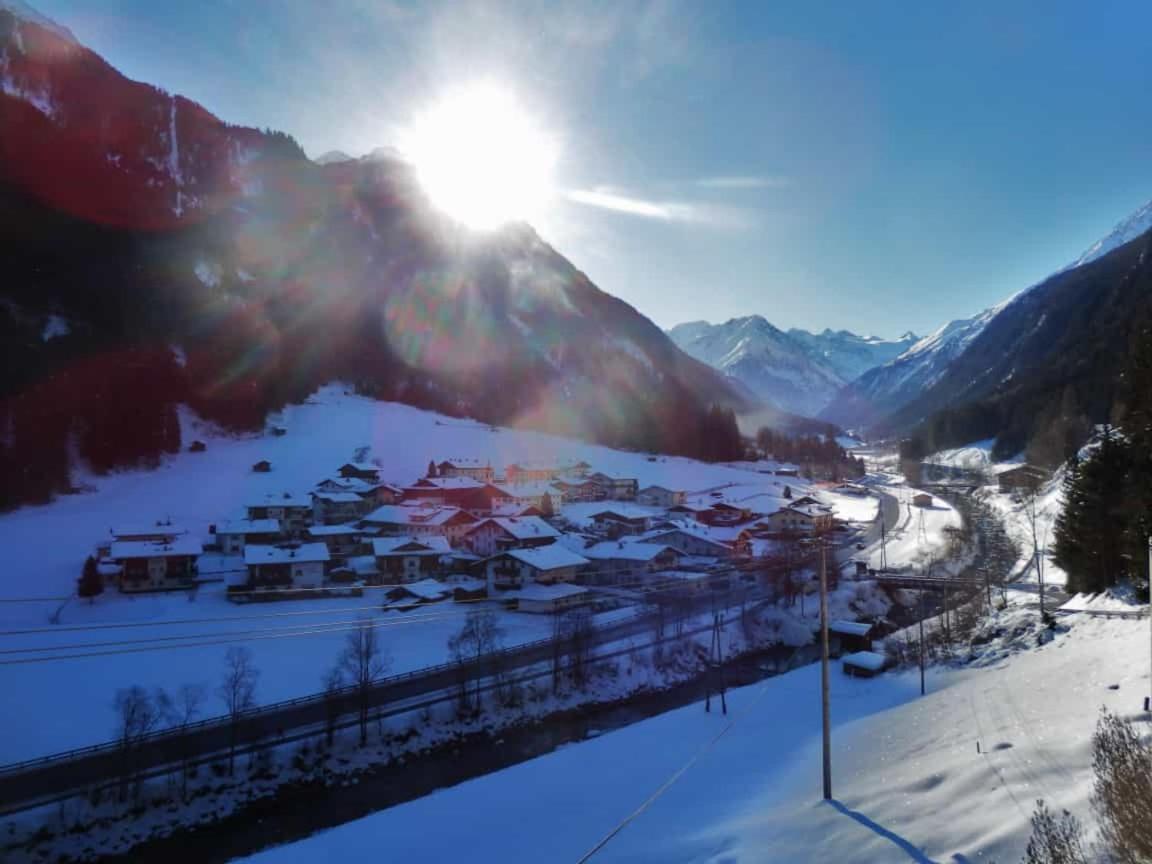 Apartment Jasmin Neustift im Stubaital Luaran gambar